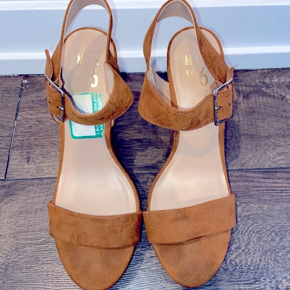 Good Condition - Mix No. 6 Suede Camel/Tan Wedges - Size 7.5 - Picture 4 of 7